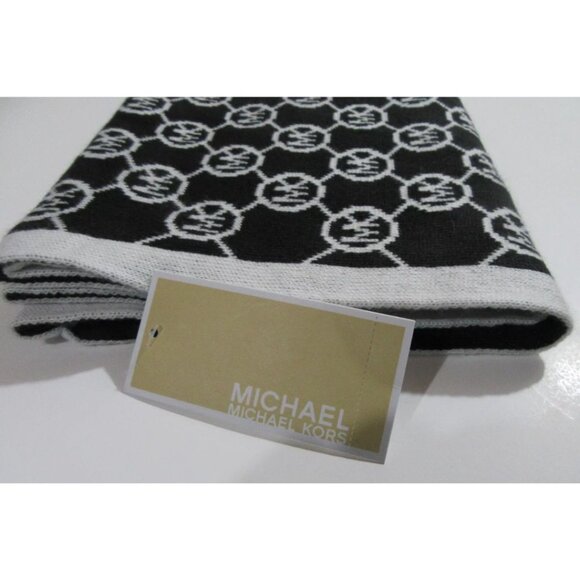 Michael Kors Womens MK Monogram Infinity Scarf Black / White NWT - Picture 5 of 5